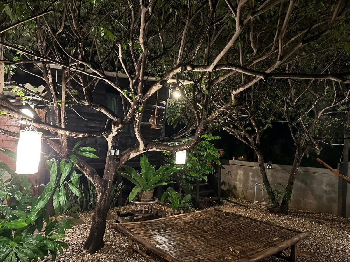 The Legend Homestay. Mae Ai Exterior foto