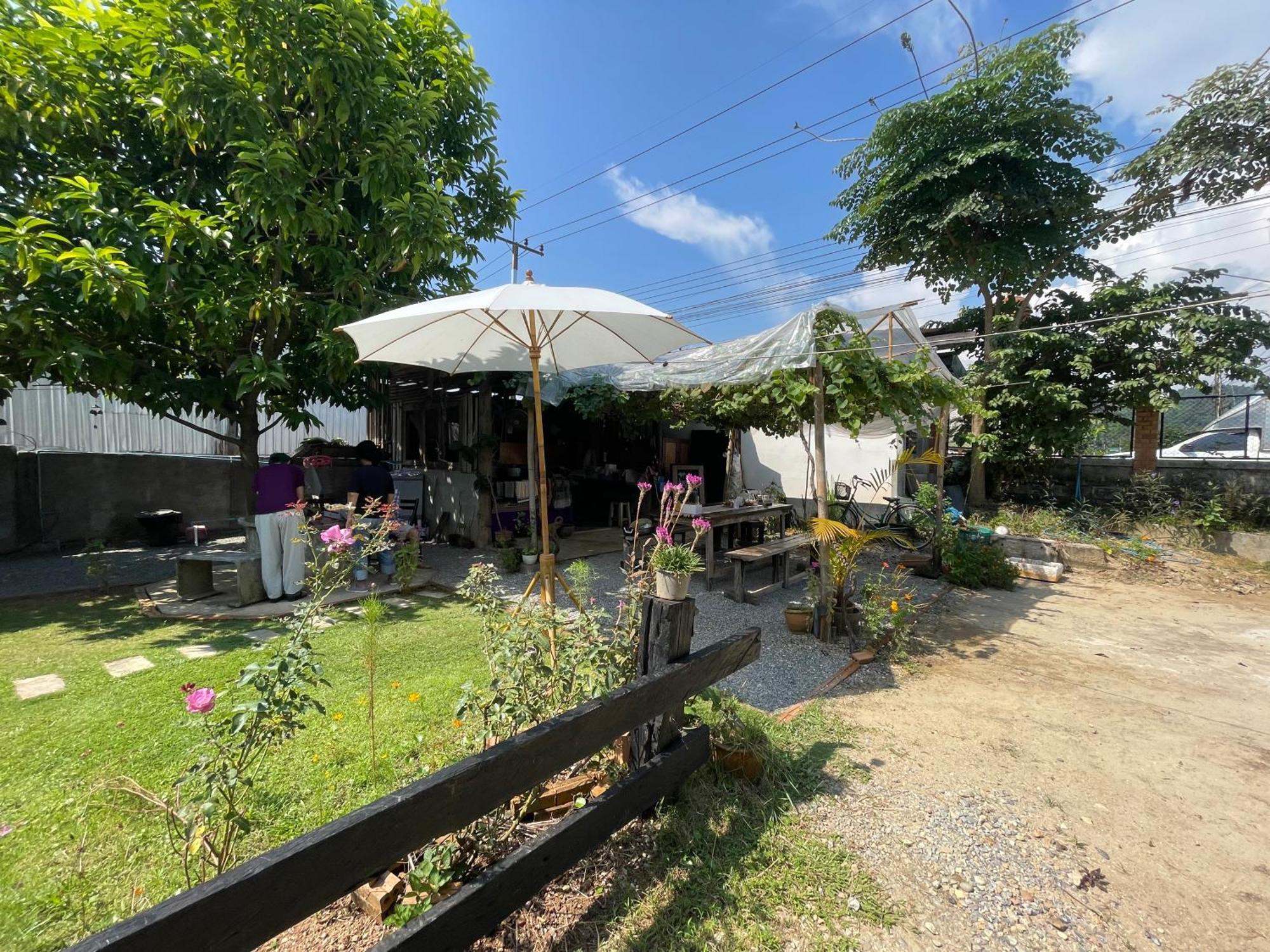 The Legend Homestay. Mae Ai Exterior foto