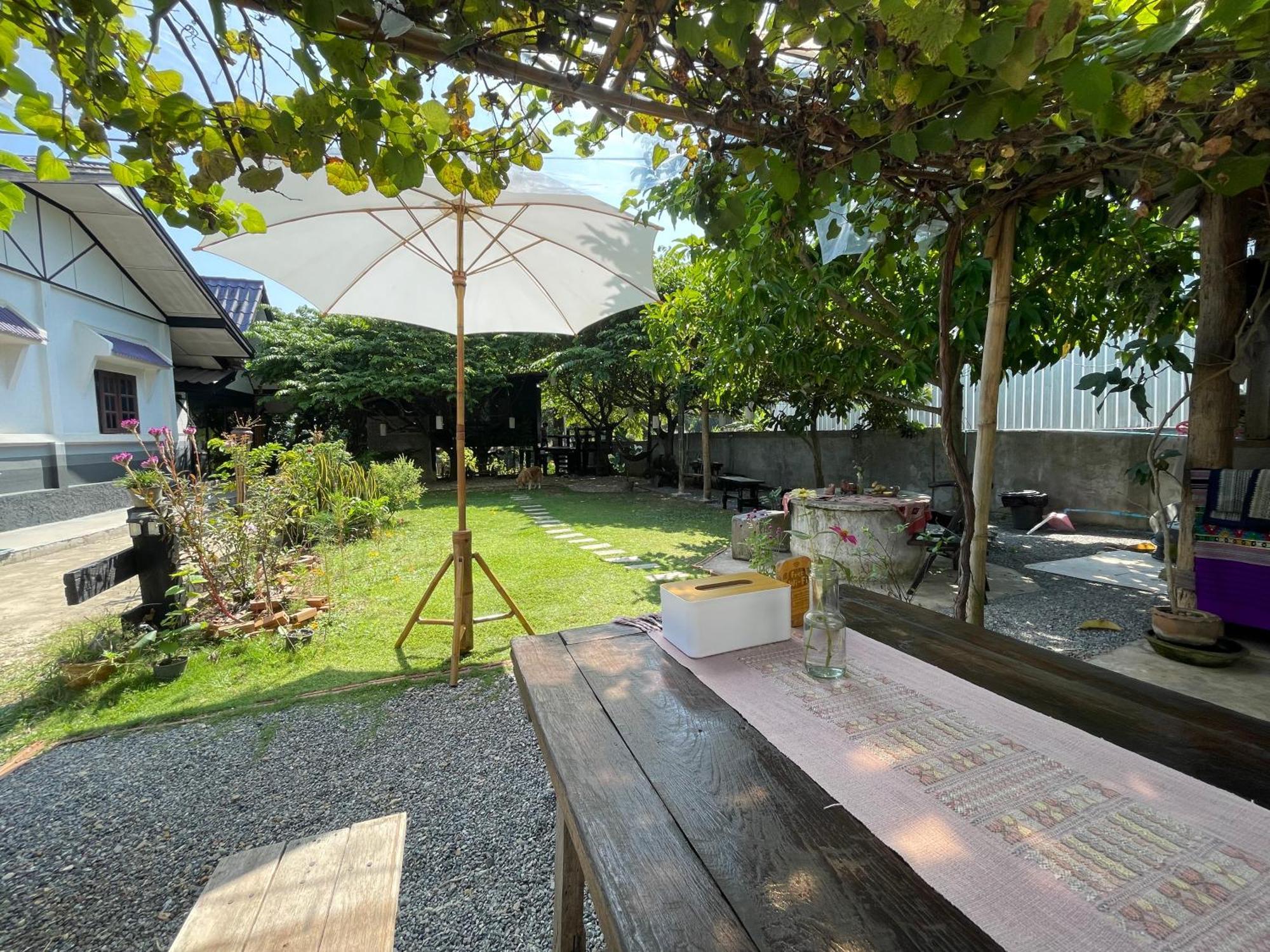 The Legend Homestay. Mae Ai Exterior foto