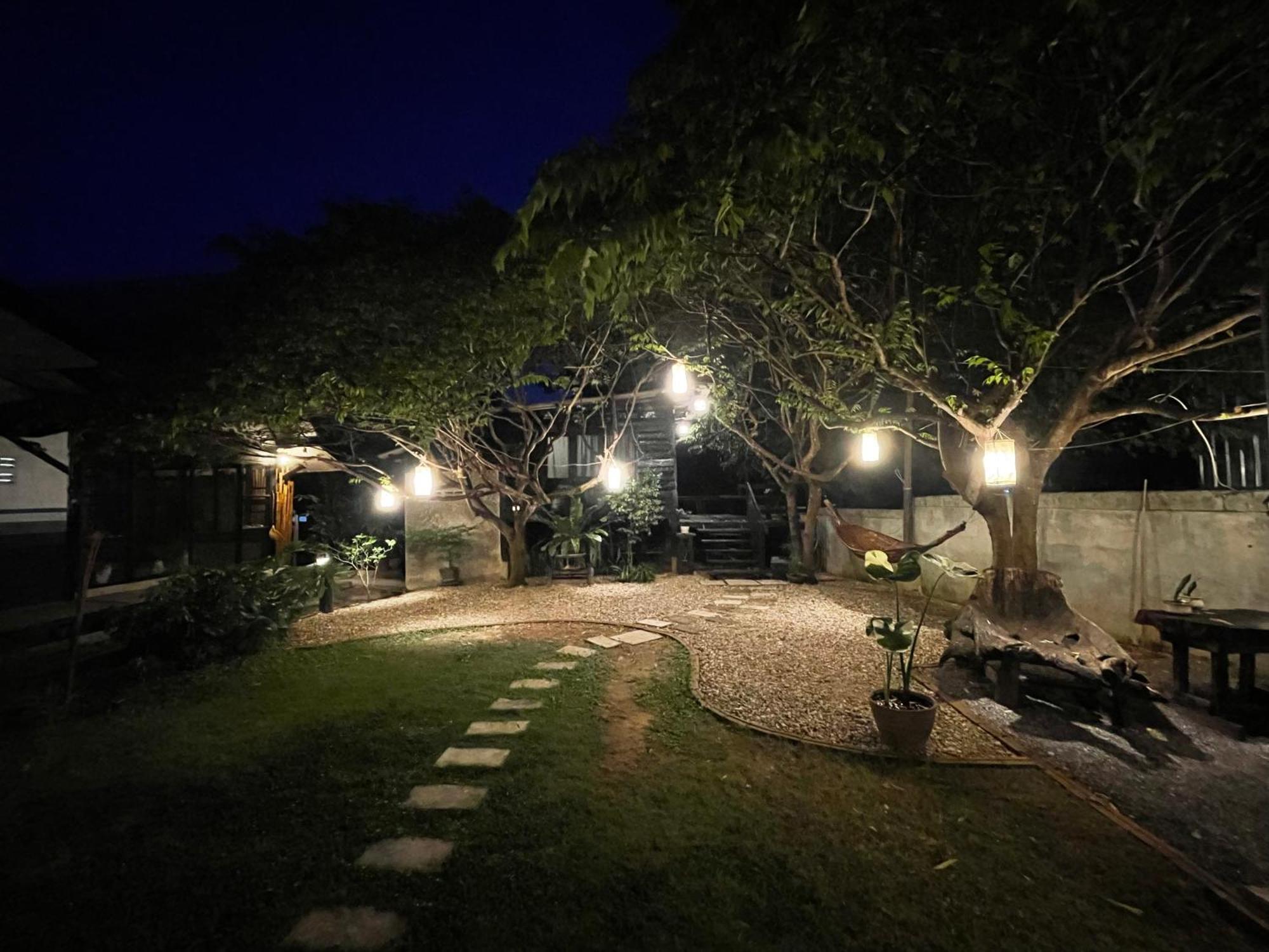 The Legend Homestay. Mae Ai Exterior foto